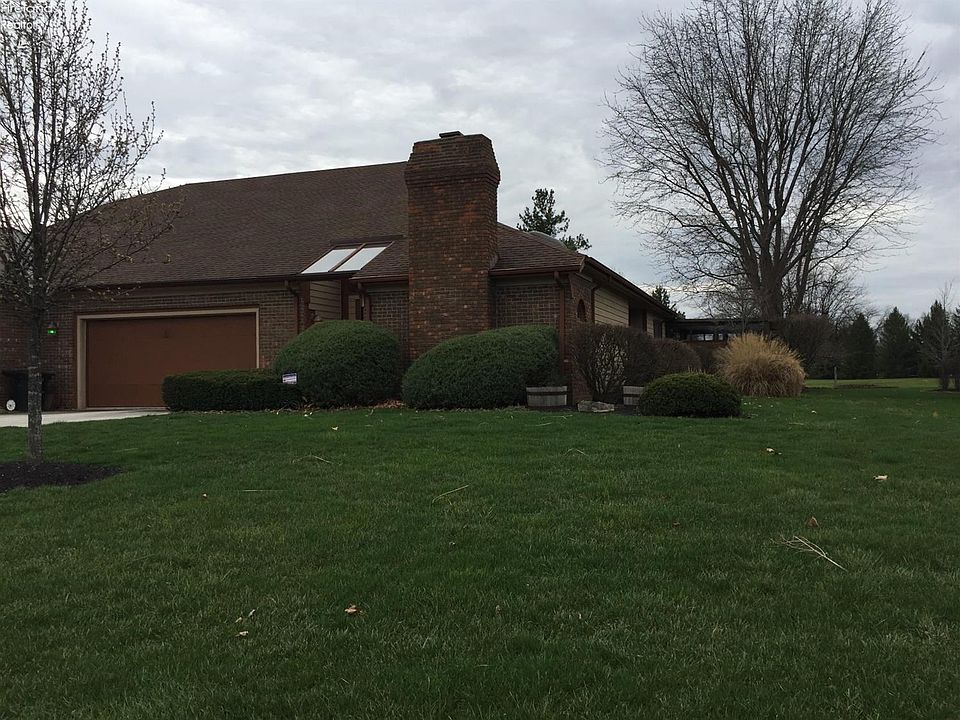 1st image of 70 Golfview Dr