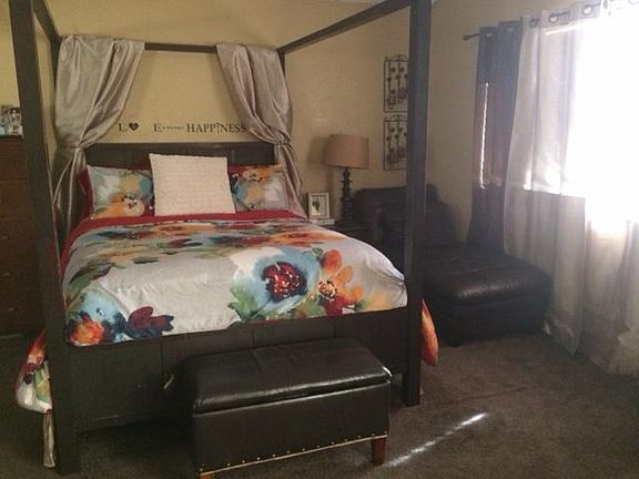 3rd image of 1022 E Avenue J7