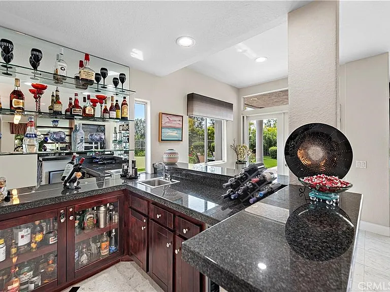 25606 Stratford Pl — Photo 8
