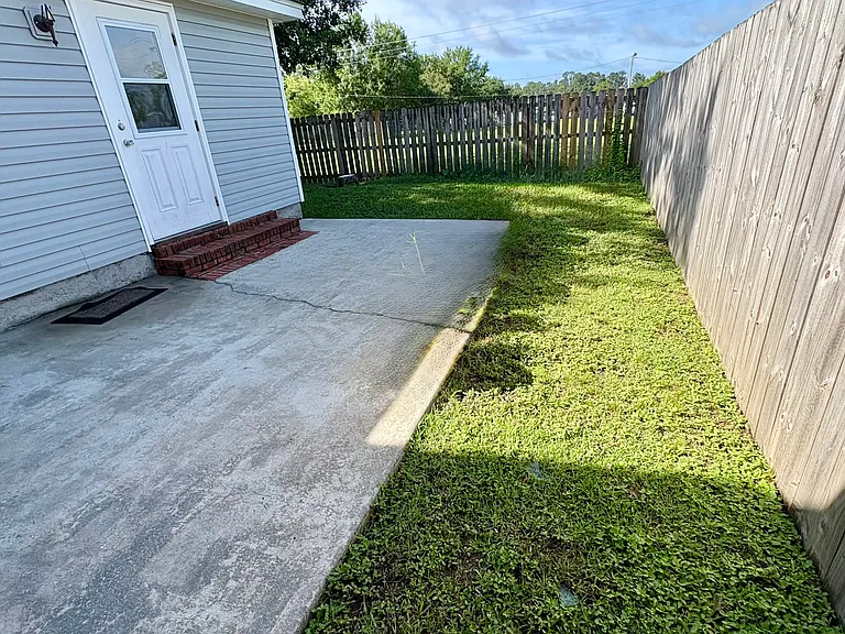 127 Blue Pool Dr — Photo 16