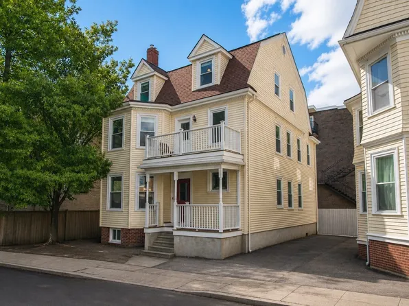 12 Saint Paul St #3, Cambridge, MA 02139