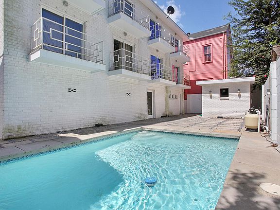 4th image of 4217 Prytania St
