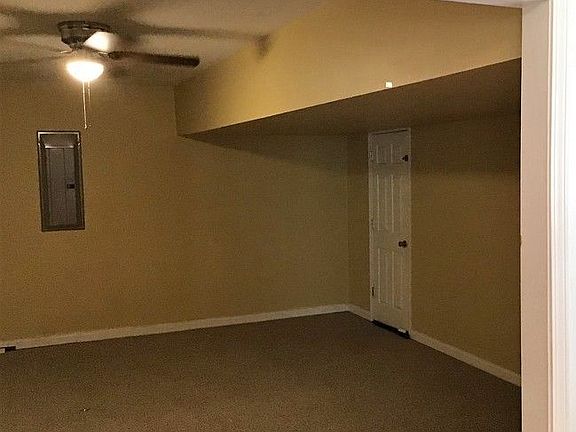 5th image of 3289 Wellington Walk SW