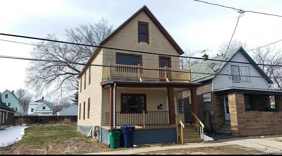 1st image of 214 Herman St