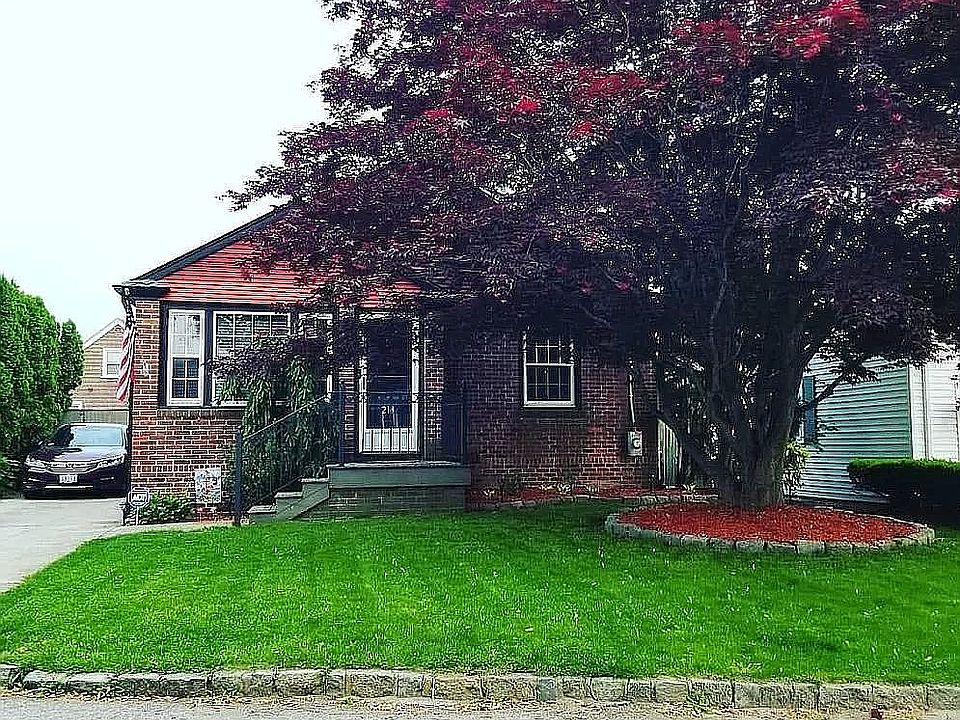 1st image of 218 Fiat Ave