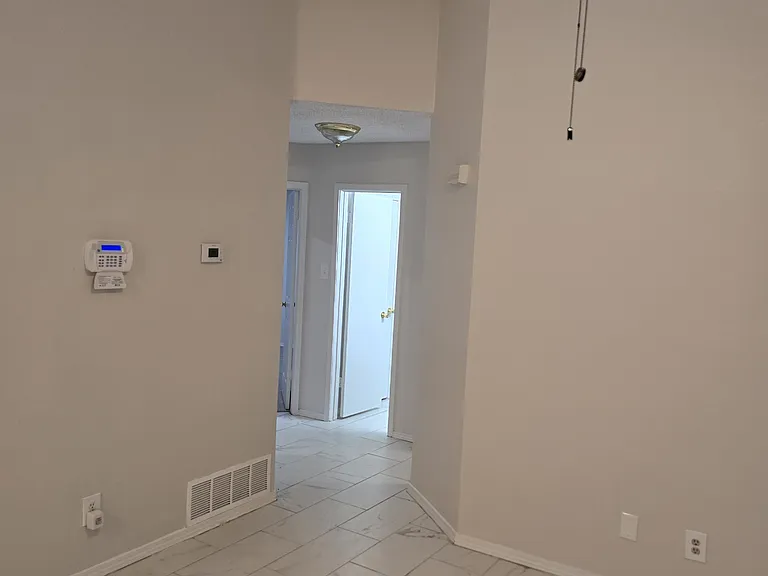 6609 Pecanwood Dr — Photo 1