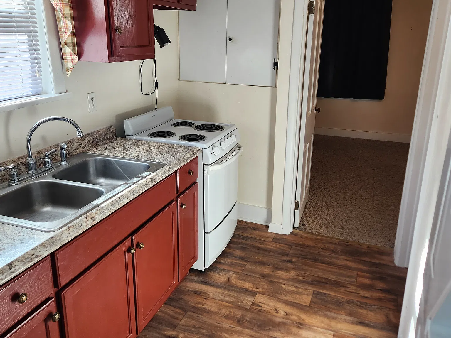 1 bed, $995 — Photo 4