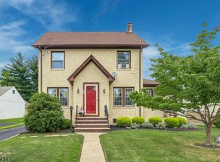 119 Lamberts Mill Rd, Westfield, NJ 07090