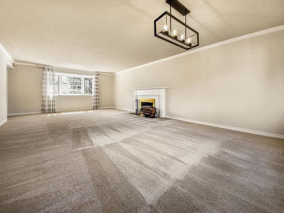 4th image of 17400 NE 19th Pl