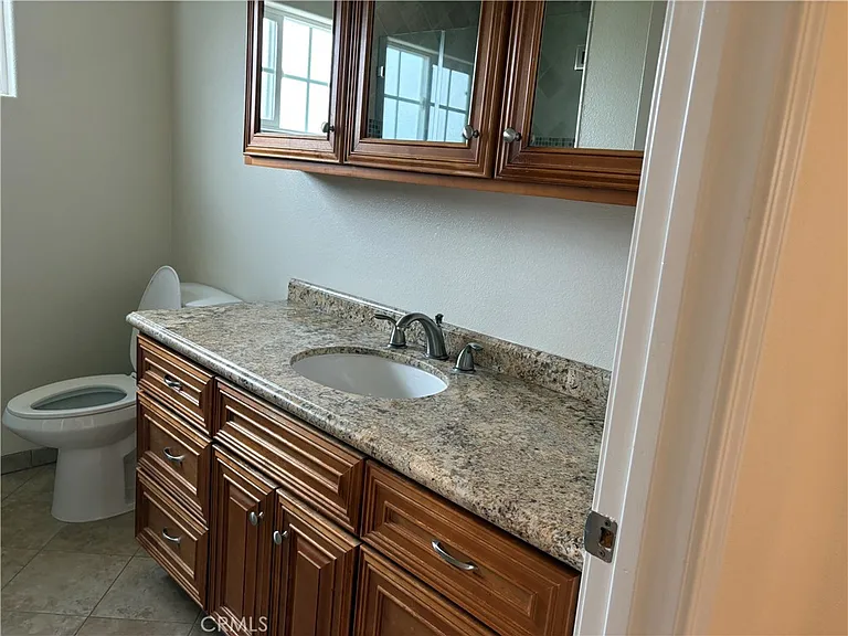 1343 W 164th St — Photo 7