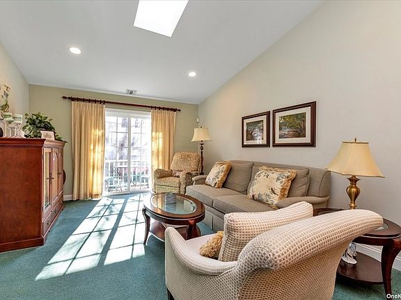 2nd image of 1112 Savoy Dr #1112