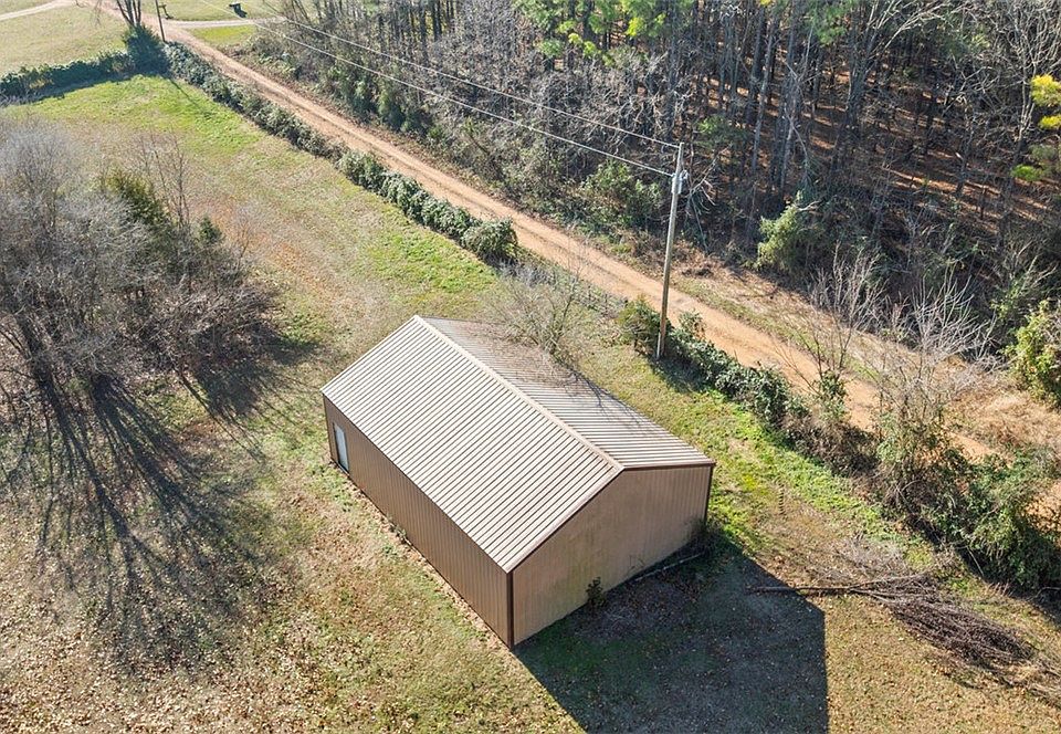 1st image of 2 Dylan Dr