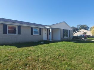 3905 Vista Dr, Racine, WI 53405