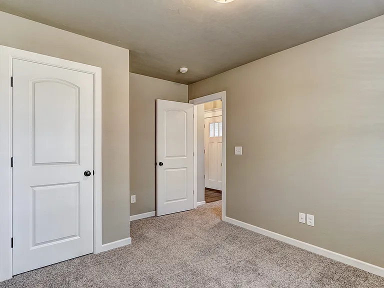 9952 SW 22nd St — Photo 34