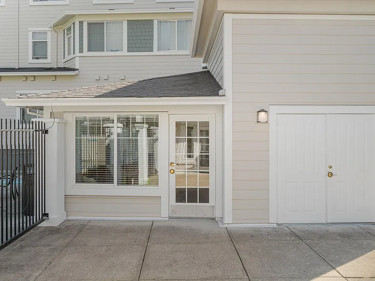 Chinook Way Apartments — Photo 97