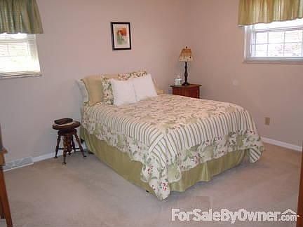 5th image of 3813 Lisa Ln