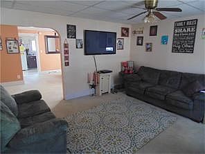 2nd image of 402-402 1/2 N 6th Ave