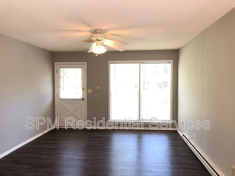 240 Buff Cir — Photo 2