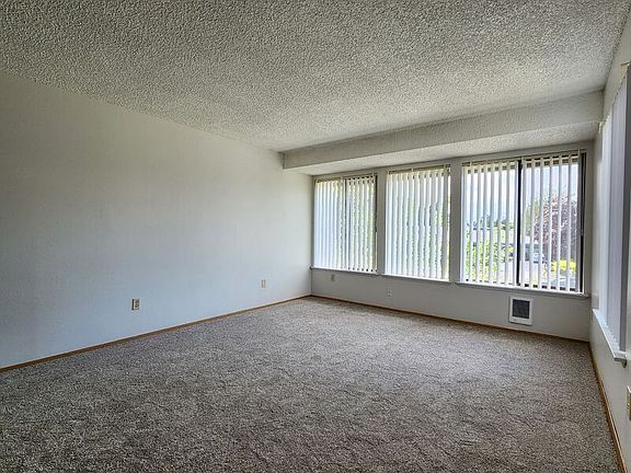2nd image of 4816 SW Murray Blvd
