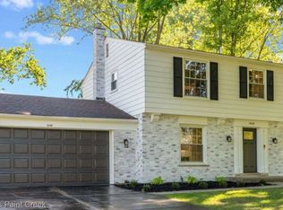 2848 Sunridge Dr, Troy, MI