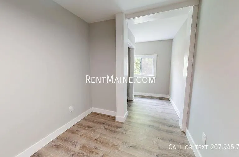 6 Woodman Ave #1 — Photo 8