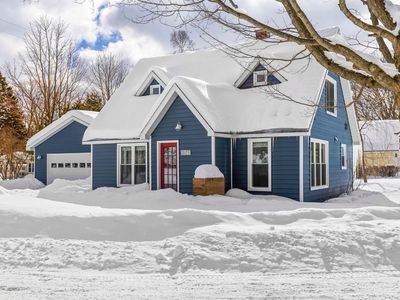 341 Pearson St, Elberta, MI, 49628