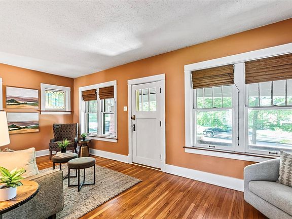 5th image of 6243 Marmaduke Ave