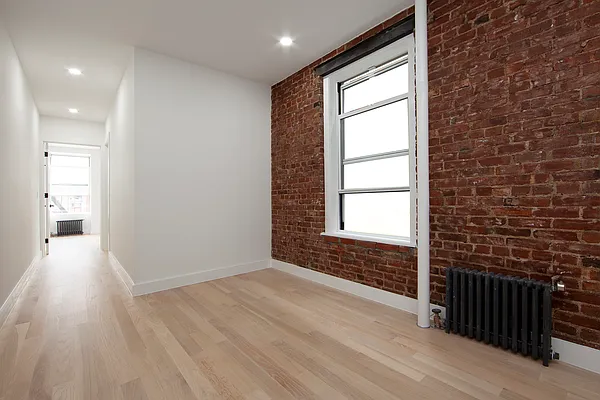 Rented by R New York | media 4