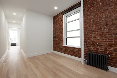 Rented by R New York