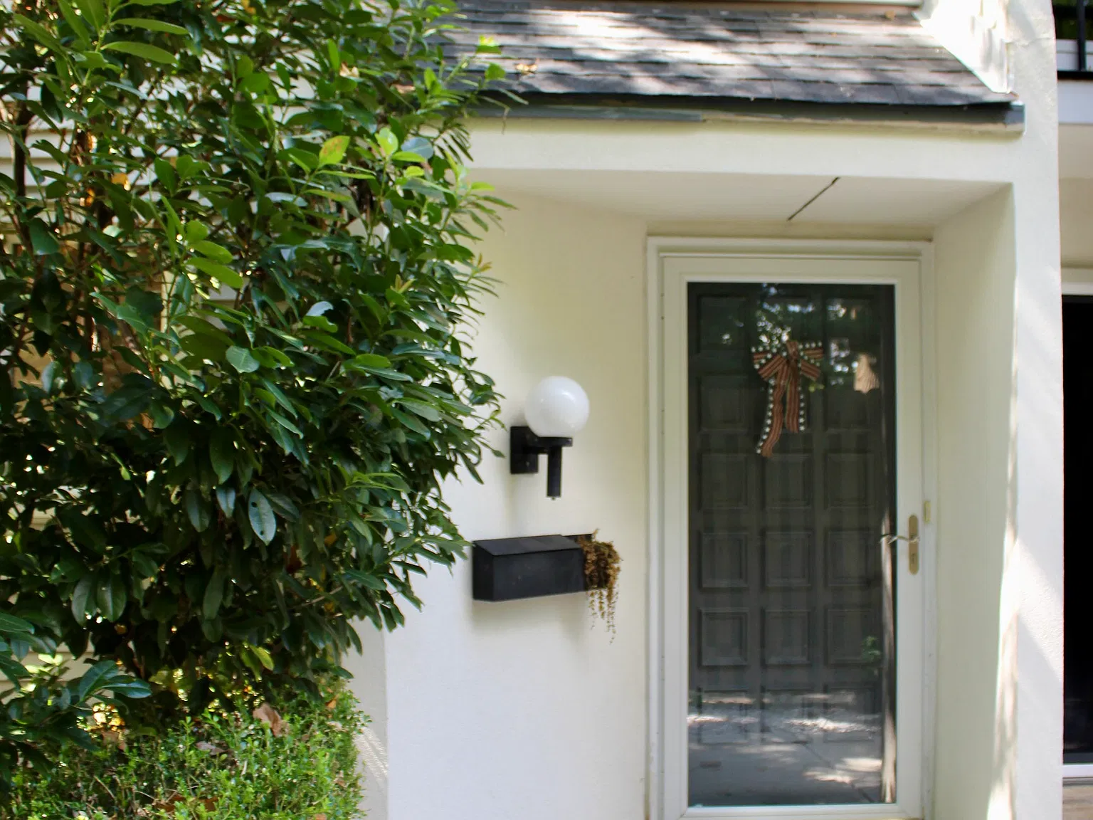 2 bed, 1460 sqft, $2,650 — Photo 1