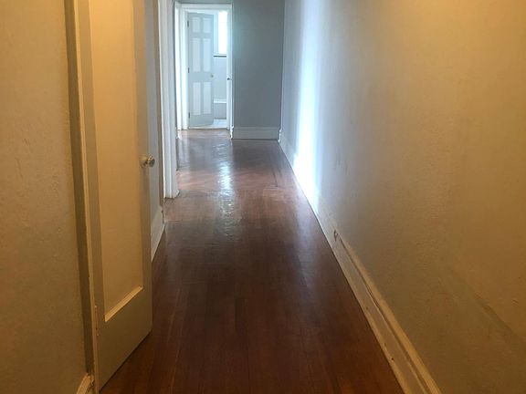 4th image of 160 Grumman Ave APT 403