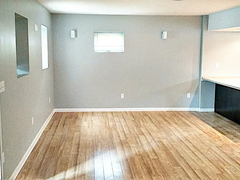 200 Washington Dr — Photo 3