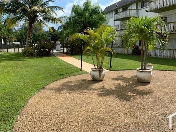 15201 NE 6th Ave APT C109, Miami, FL 33162