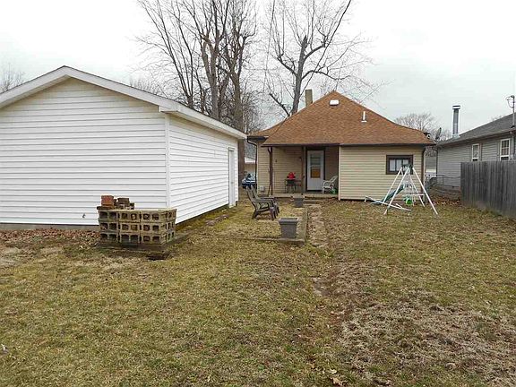 2nd image of 3041 N 15th St