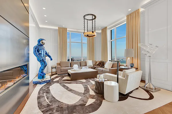Sold by Compass | media 1