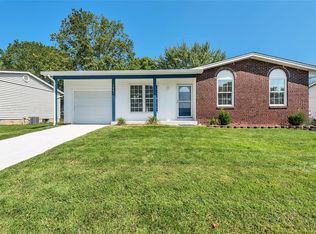 1883 San Lucas Ln, Fenton, MO 63026
