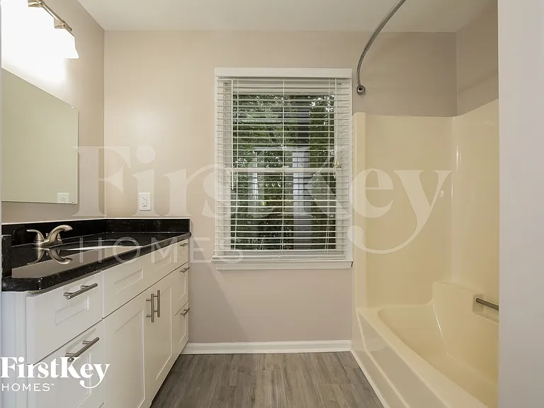 5021 Westhaven Ln — Photo 12