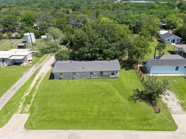 10608 Sunrise Cir, Argyle, TX 76226
