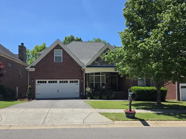 6013 Christmas Dr, Nolensville, TN 37135
