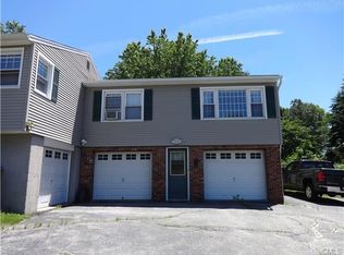 6 Hamilton Dr, Shelton, CT 06484