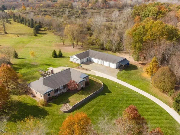7199 Blough Ave SW, Navarre, OH 44662