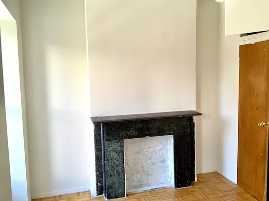 Rented by Compass | media 7