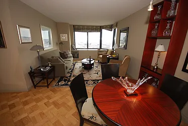 Rented by Luxury Habitat