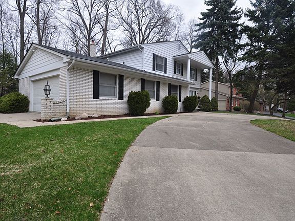 3rd image of 38694 Northfarm Dr