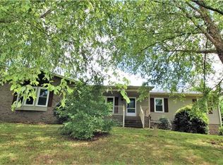 402 Georgetown Rd NE, Lenoir, NC 28645