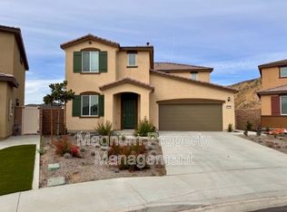 19401 Brush Creek Way, Lake Elsinore, CA 92532