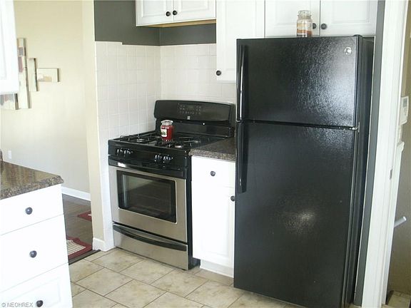 5th image of 12118 Woodward Blvd