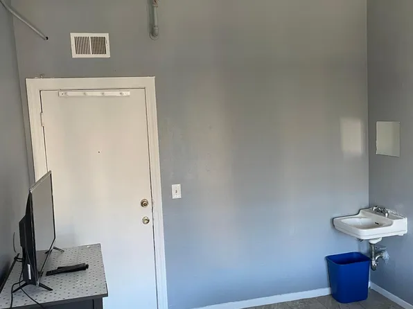 905 Columbus Ave, San Francisco, CA 94133