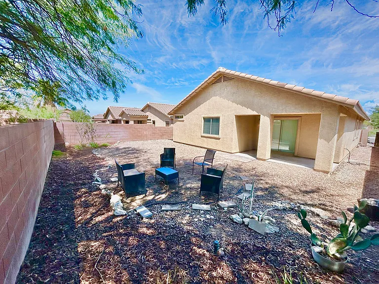 7304 E Laughing Tree Ln — Photo 25