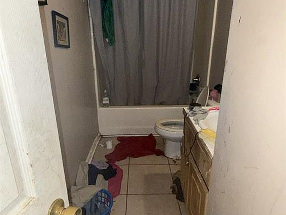 4th image of 3462 Lawton Rd